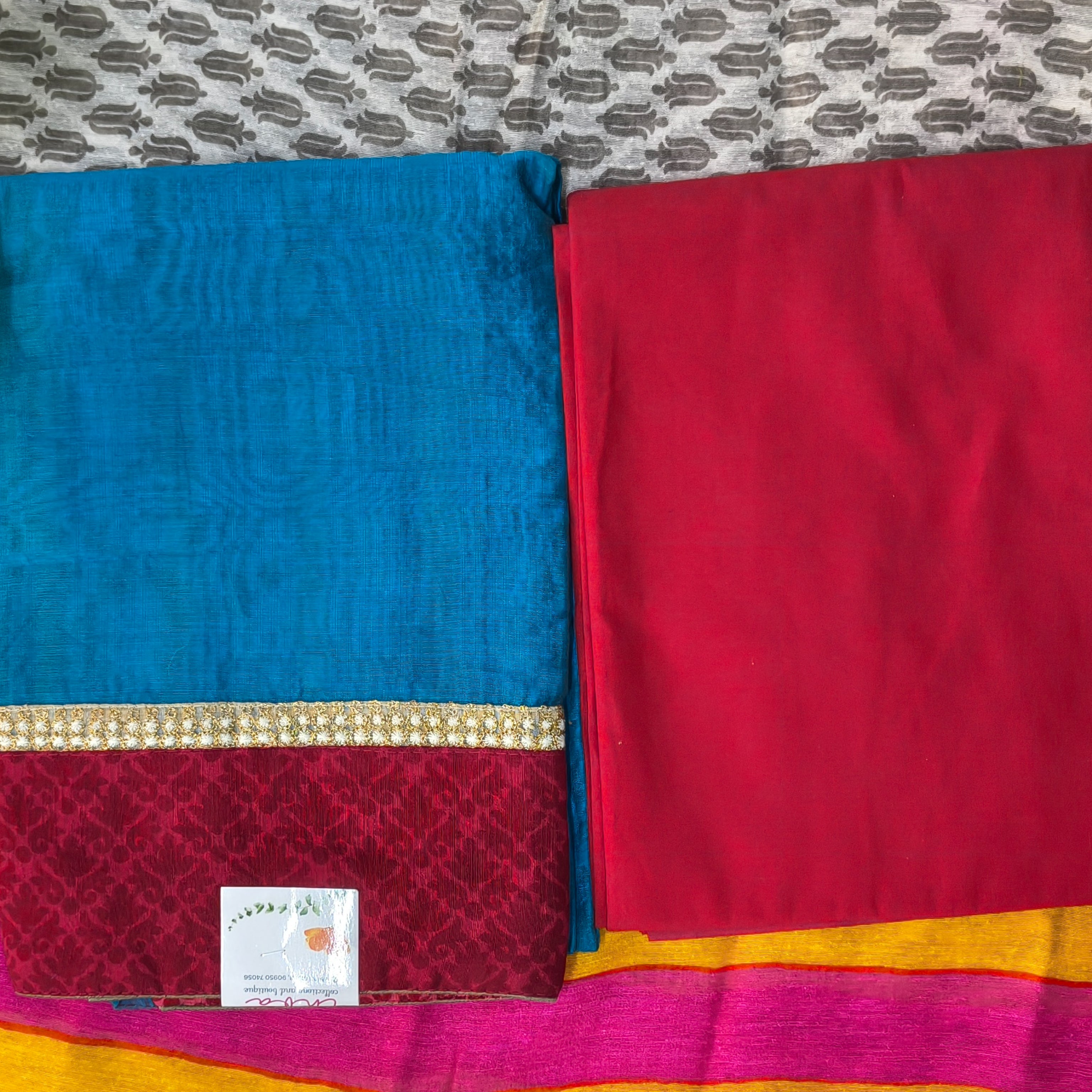 Blue & Red Contrast Chudithar