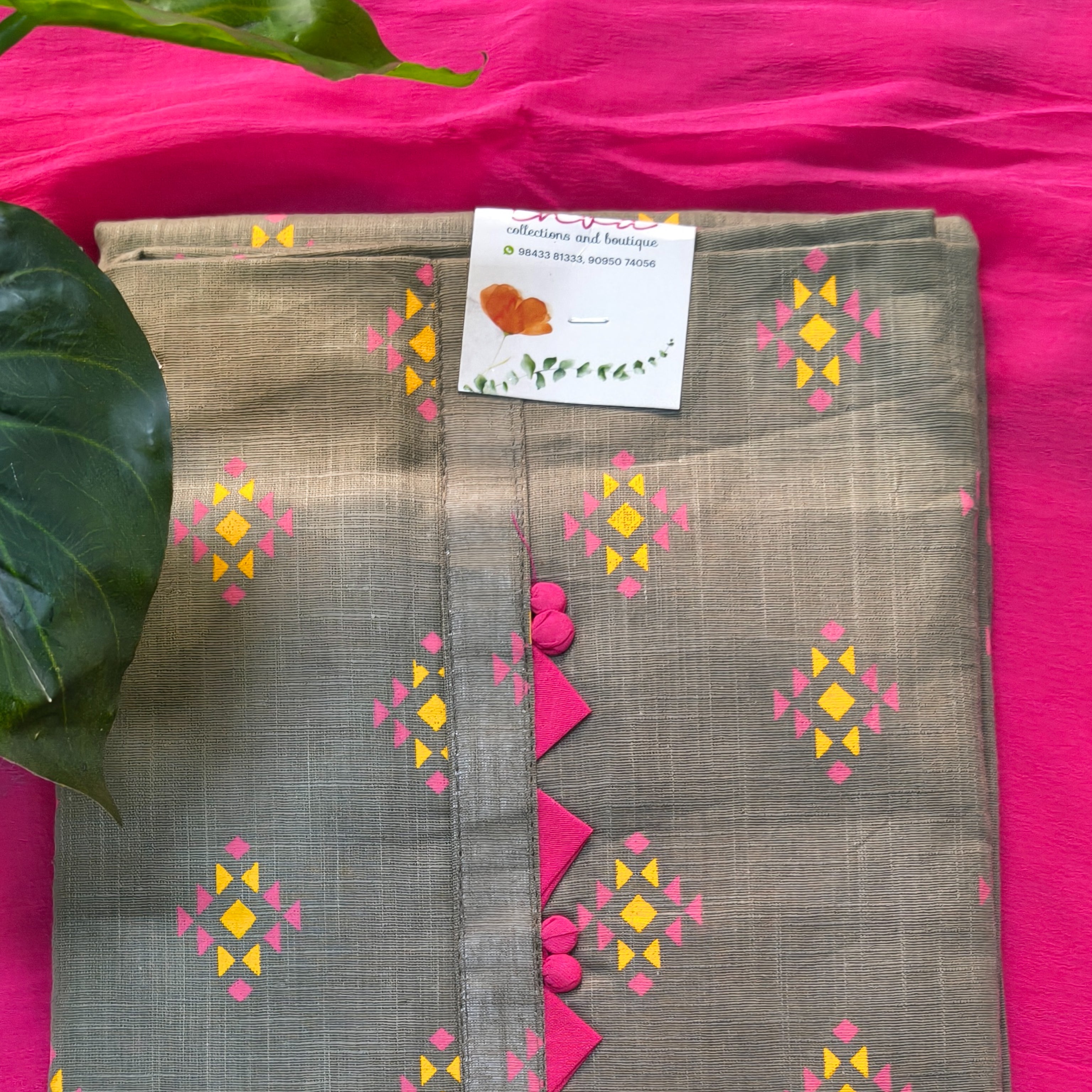 Olive Green Geometric Chudithar